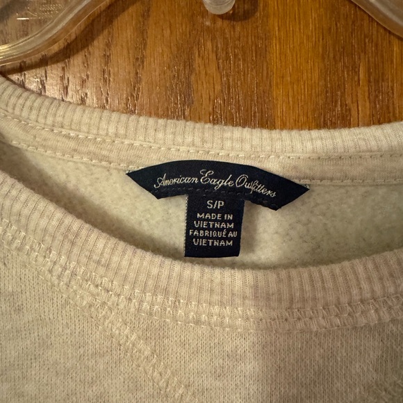 American Eagle crew neck. Sequin deer - Picture 2 of 3